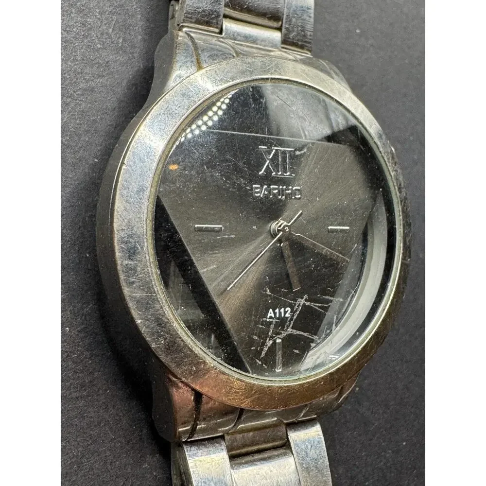 Quartz bariho a112